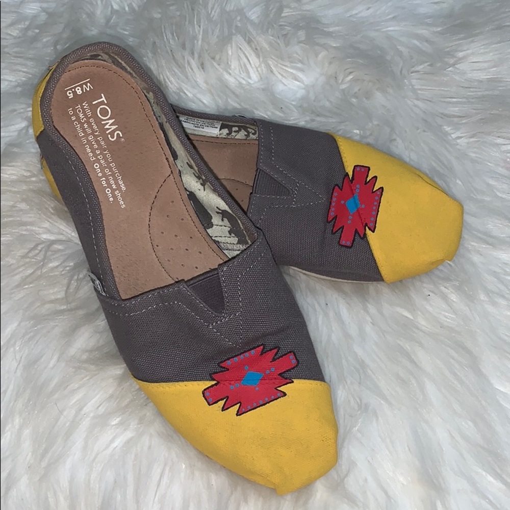 HAND PAINTED TOMS